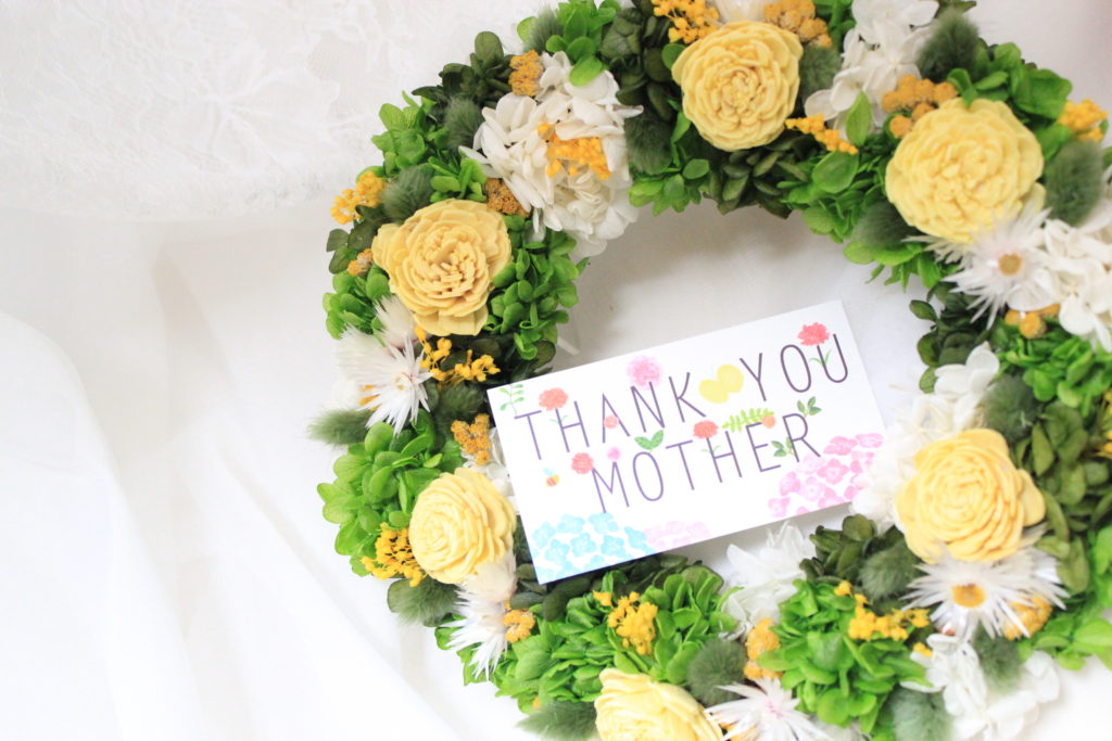 mothersday-wreathgreen